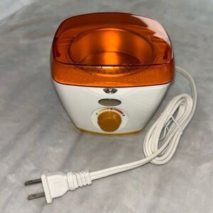 Gigi wax melting heater BRAND NEW NEVER USED (without box) will place in a box